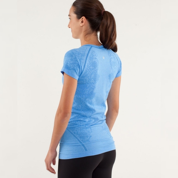 Lululemon Run: Swiftly Tech Short Sleeve *LaceBeaming Blue - Picture 2 of 14
